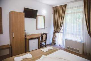 Хостелы Стаи за гост Хит Хаус Bratsigovo Двухместный номер с 1 кроватью или 2 отдельными кроватями-8