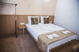 Хостелы Стаи за гост Хит Хаус Bratsigovo Двухместный номер с 1 кроватью или 2 отдельными кроватями-11